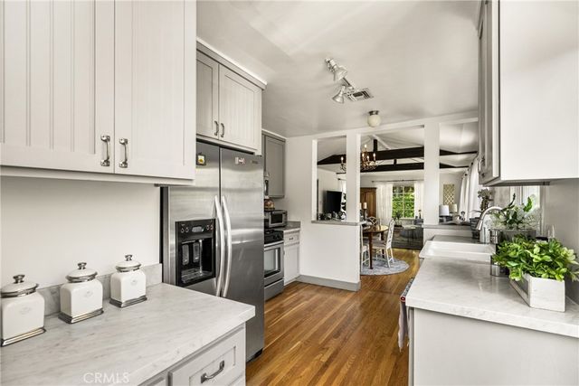 3461 Gardenia Avenue, Long Beach, CA 90807