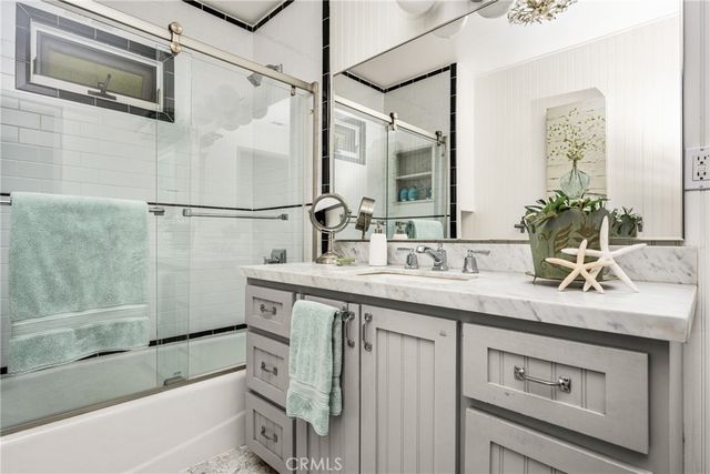 3461 Gardenia Avenue, Long Beach, CA 90807