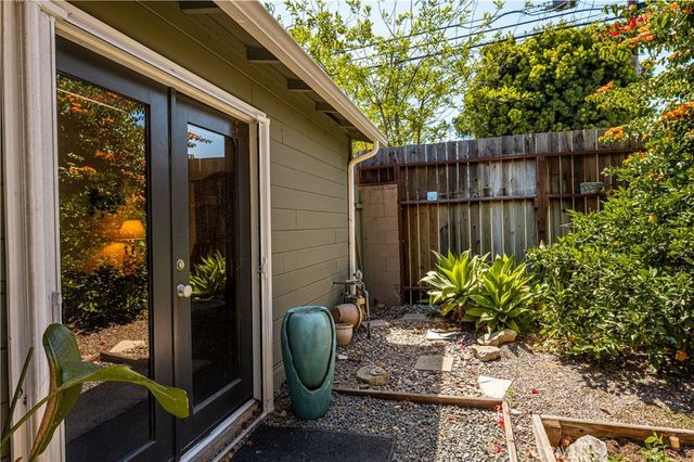 3461 Gardenia Avenue, Long Beach, CA 90807