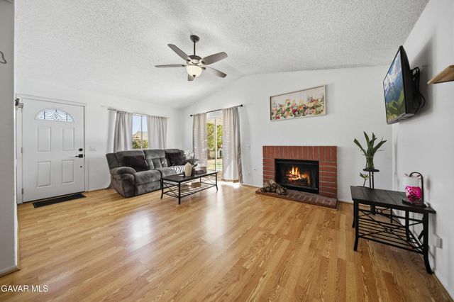 37140 Marye Margo Circle, Palmdale, CA 93550