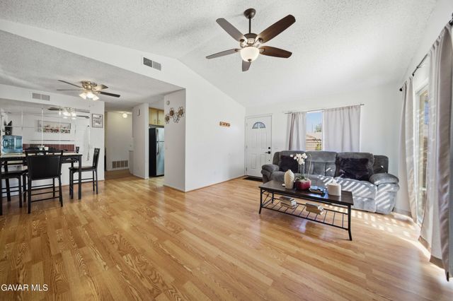37140 Marye Margo Circle, Palmdale, CA 93550