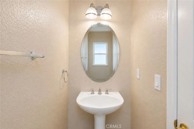 3121 Ball Road, Anaheim, CA 92804