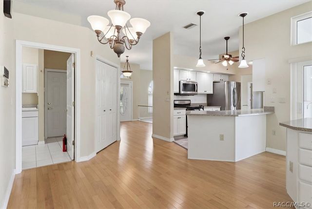 9401 Merriweather Drive, Weeki Wachee, FL 34613