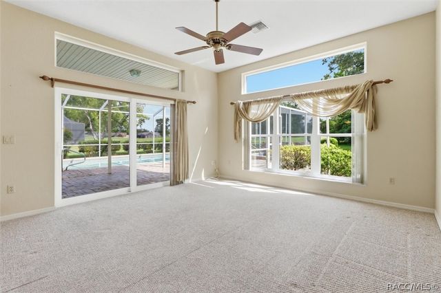 9401 Merriweather Drive, Weeki Wachee, FL 34613