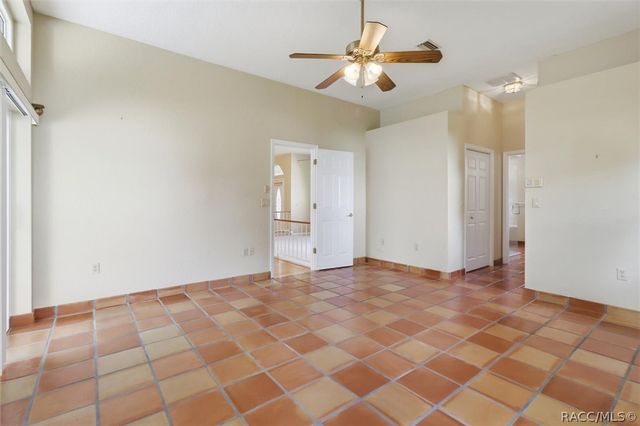 9401 Merriweather Drive, Weeki Wachee, FL 34613