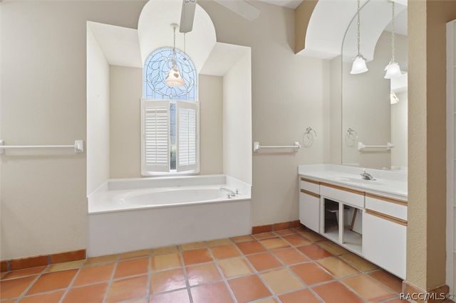 9401 Merriweather Drive, Weeki Wachee, FL 34613