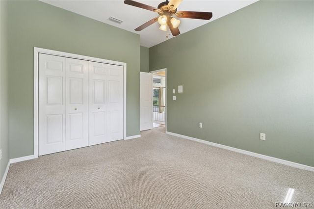 9401 Merriweather Drive, Weeki Wachee, FL 34613
