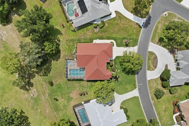 9401 Merriweather Drive, Weeki Wachee, FL 34613