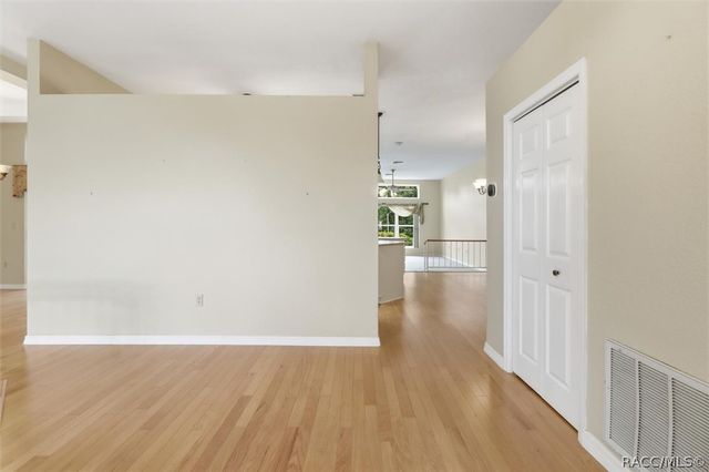 9401 Merriweather Drive, Weeki Wachee, FL 34613