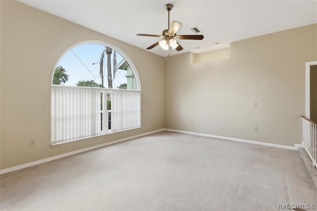 9401 Merriweather Drive, Weeki Wachee, FL 34613