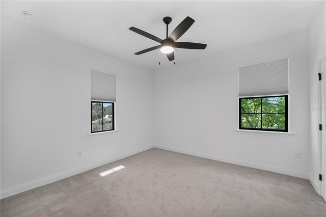 2403 DERBYSHIRE AVENUE, Lakeland, FL 33803