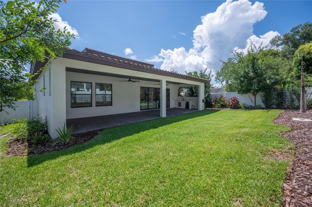 2403 DERBYSHIRE AVENUE, Lakeland, FL 33803