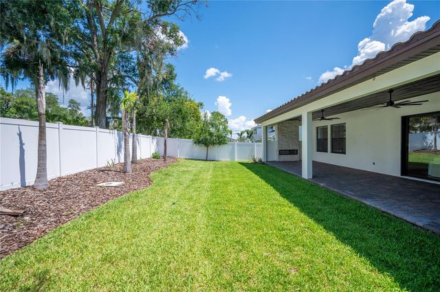 2403 DERBYSHIRE AVENUE, Lakeland, FL 33803