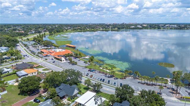2403 DERBYSHIRE AVENUE, Lakeland, FL 33803