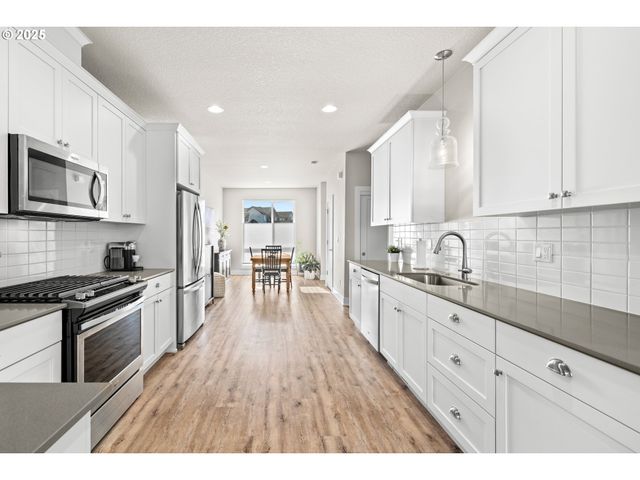 12524 Sw 171ST Ter, Beaverton, OR 97007