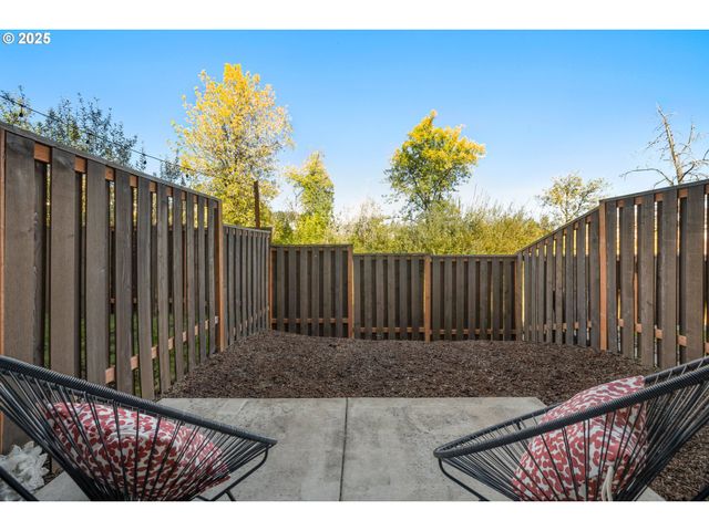 12524 Sw 171ST Ter, Beaverton, OR 97007