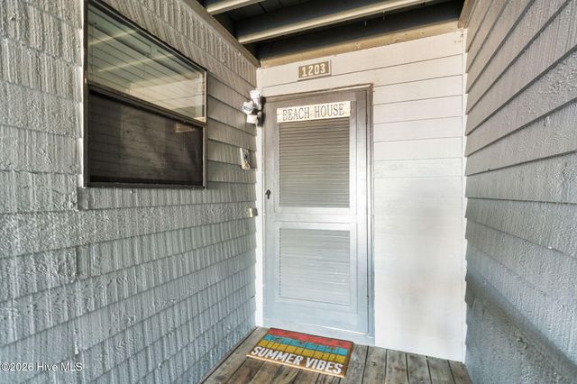 1896 New River Inlet Road 1203, N Topsail Beach, NC 28460