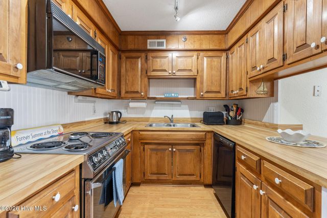 1896 New River Inlet Road 1203, N Topsail Beach, NC 28460