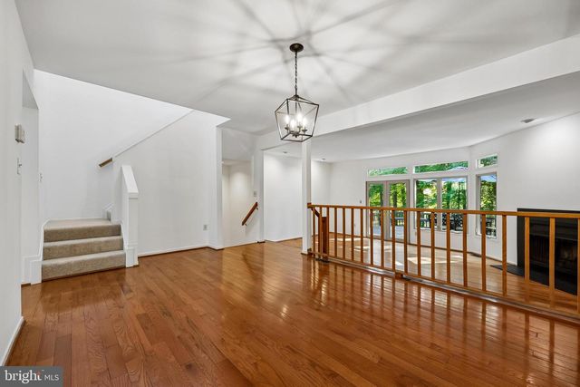 5904 VALERIAN LN, Rockville, MD 20852