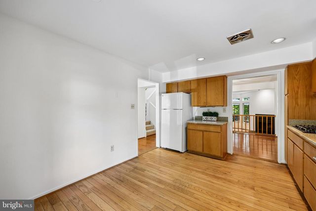 5904 VALERIAN LN, Rockville, MD 20852