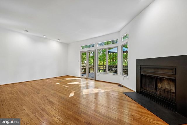 5904 VALERIAN LN, Rockville, MD 20852