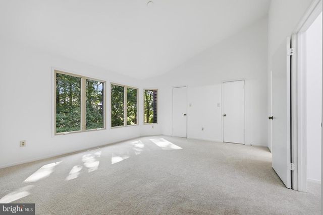 5904 VALERIAN LN, Rockville, MD 20852