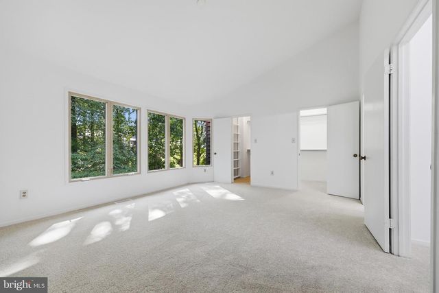 5904 VALERIAN LN, Rockville, MD 20852