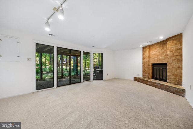 5904 VALERIAN LN, Rockville, MD 20852