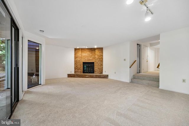 5904 VALERIAN LN, Rockville, MD 20852