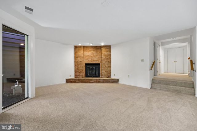 5904 VALERIAN LN, Rockville, MD 20852