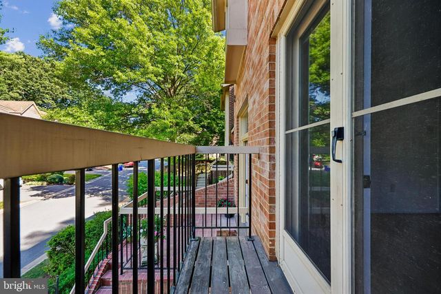 5904 VALERIAN LN, Rockville, MD 20852