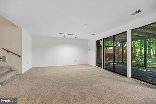 5904 VALERIAN LN, Rockville, MD 20852