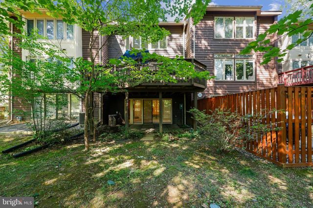 5904 VALERIAN LN, Rockville, MD 20852