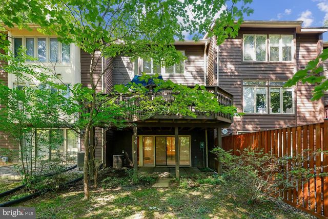 5904 VALERIAN LN, Rockville, MD 20852