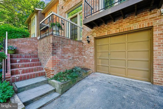 5904 VALERIAN LN, Rockville, MD 20852