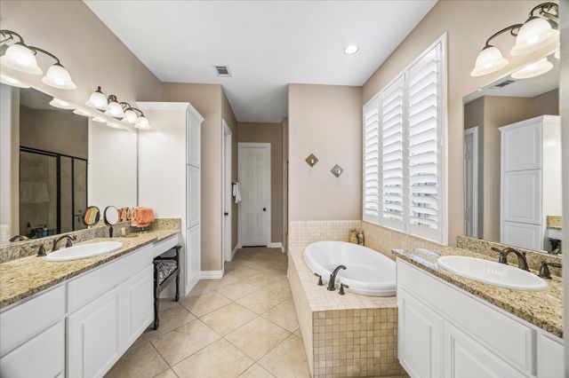107 Cherry Bark Place, Montgomery, TX 77316