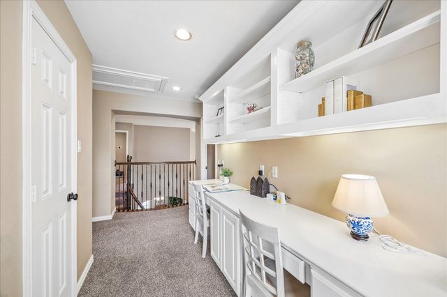107 Cherry Bark Place, Montgomery, TX 77316