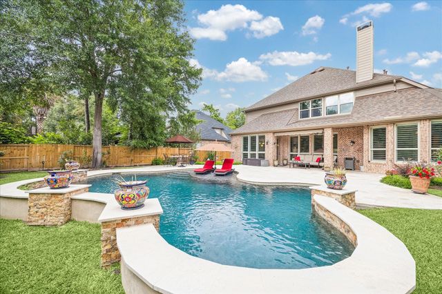 107 Cherry Bark Place, Montgomery, TX 77316
