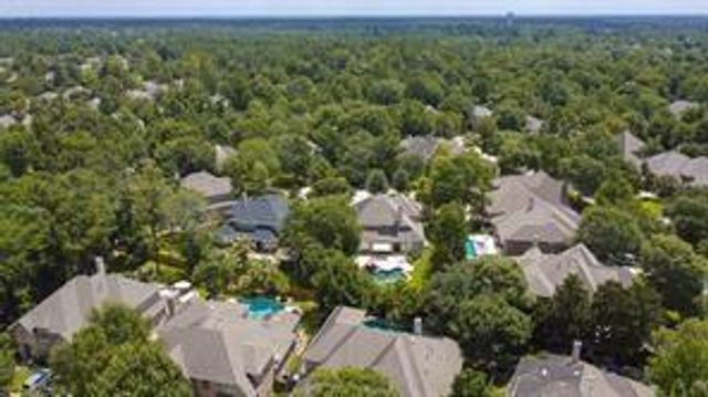 107 Cherry Bark Place, Montgomery, TX 77316