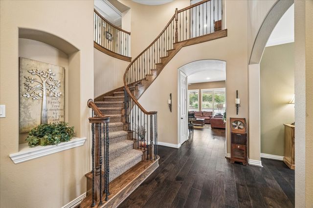 107 Cherry Bark Place, Montgomery, TX 77316