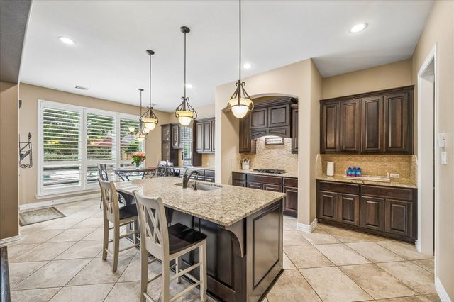107 Cherry Bark Place, Montgomery, TX 77316