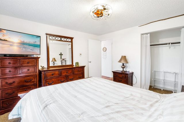 326 W 8th St, Warden, WA 98857