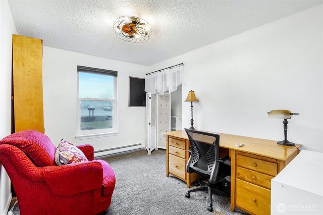 326 W 8th St, Warden, WA 98857