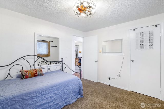 326 W 8th St, Warden, WA 98857