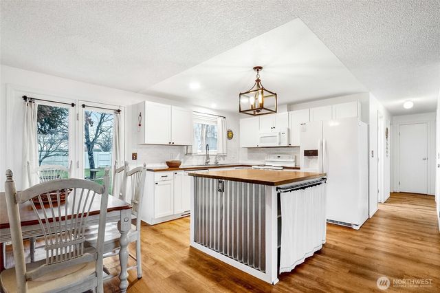 326 W 8th St, Warden, WA 98857