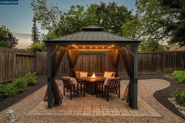 206 Dayton Court, San Ramon, CA 94583