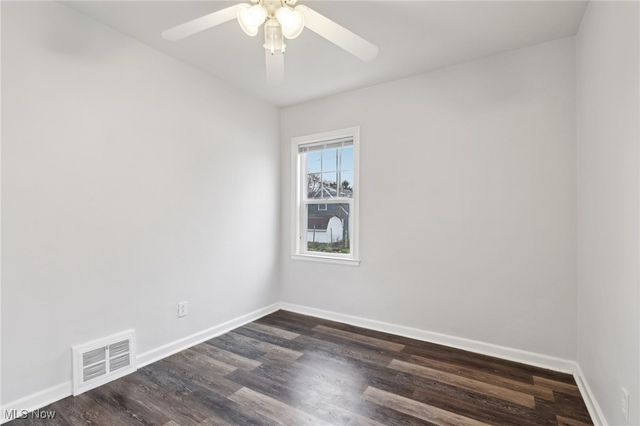 244 E Catawba Avenue, Akron, OH 44301