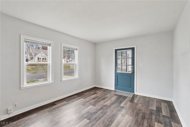 244 E Catawba Avenue, Akron, OH 44301