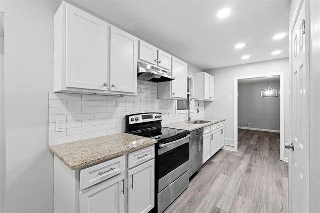 4380 Cary Drive SW, Snellville, GA 30039