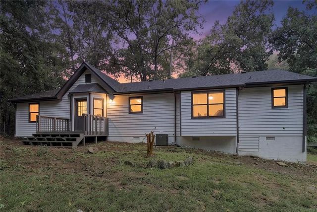 4380 Cary Drive SW, Snellville, GA 30039
